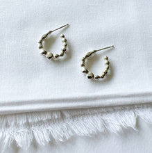 Load image into Gallery viewer, Austin Hoops