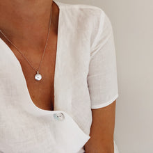 Load image into Gallery viewer, Cressida Necklace Small